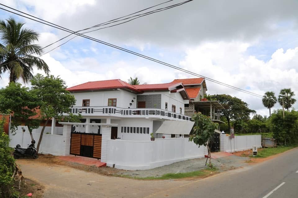 Thubilan Dream Home In Kaithady - House Design by EMK Construction